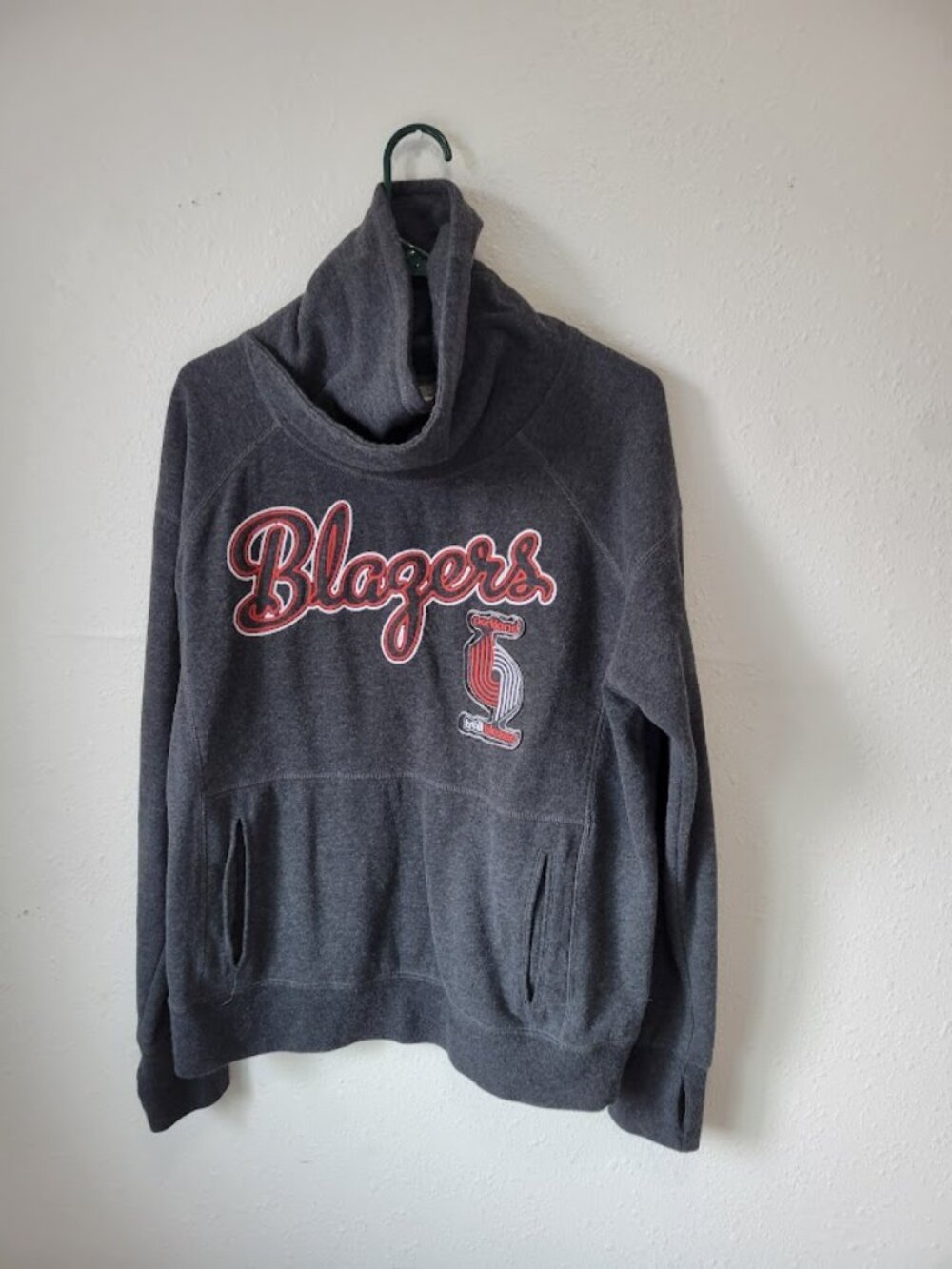 4Her Trail Blazers Cowl Neck Sweatshirt Size XL